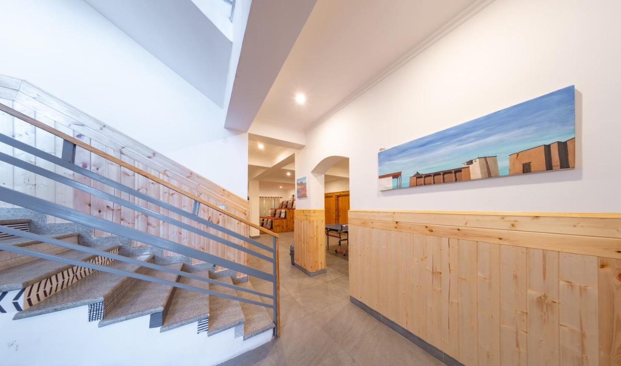 Woosah Hostel Leh Eksteriør billede