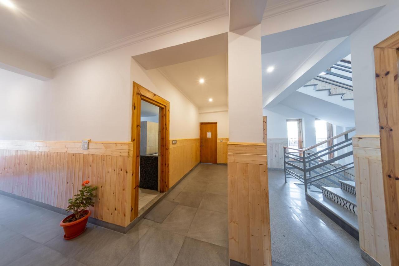 Woosah Hostel Leh Eksteriør billede